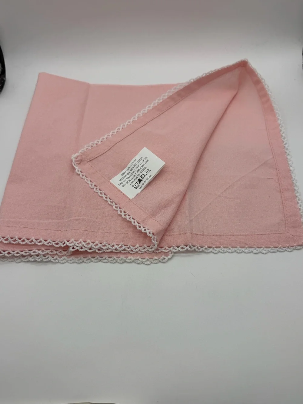 Pink Set of 100% Cotton 4 Lace Trimmed Dinner Napkins made in India.